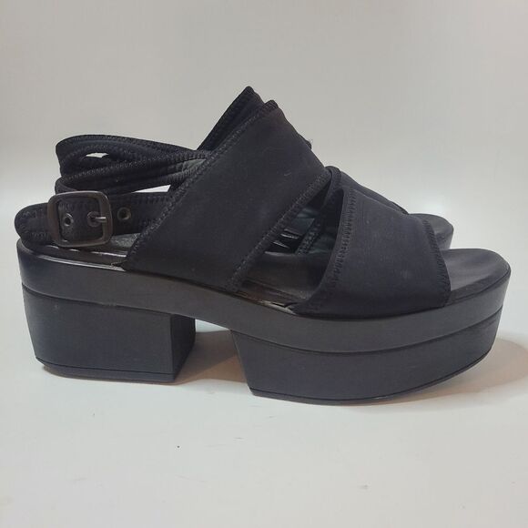 Vagabond Shoes - Vagabond 90s/Y2K Black Chunky Platform Sandals